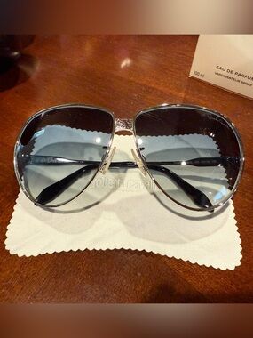 Roberto Cavalli Silver Frame Black Gradient Aviator Sunglasses - Women's